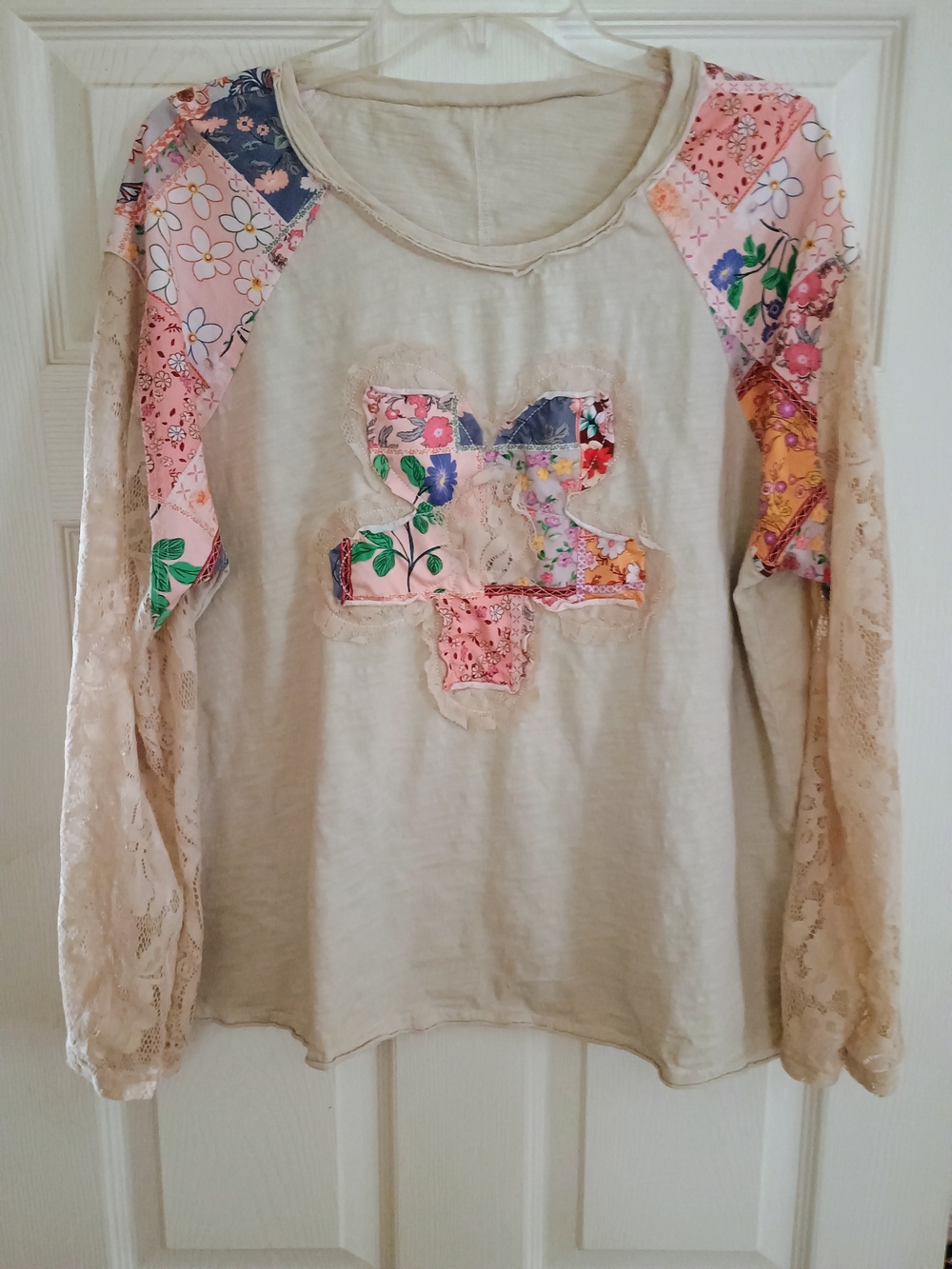 Boho Patchwork Floral Lace-Sleeve Women's Top - Cream